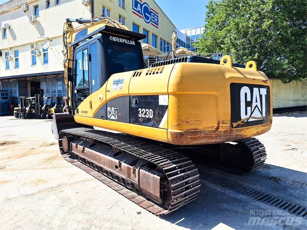 CAT 323D Bageri guseničari