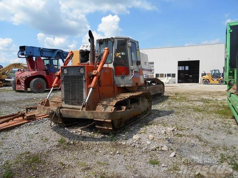Fiat-Hitachi FD-145-1T Buldožeri guseničari