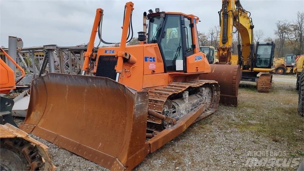 Fiat-Kobelco D180 Buldožeri guseničari