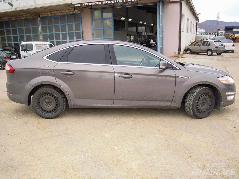 Ford Mondeo Automobili