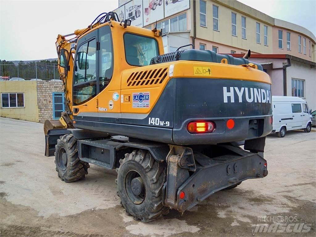 Hyundai R140W-9 Bageri točkaši