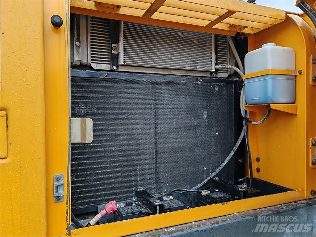 Hyundai R250NLC-7A Bageri guseničari
