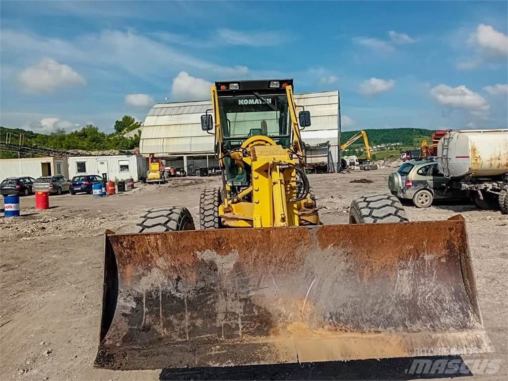 Komatsu GD655-3A Grejderi