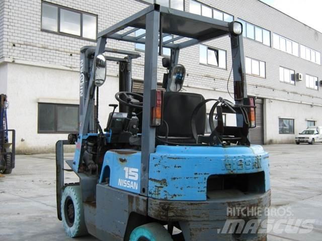 Nissan NJ01A15 Plinski viljuškari