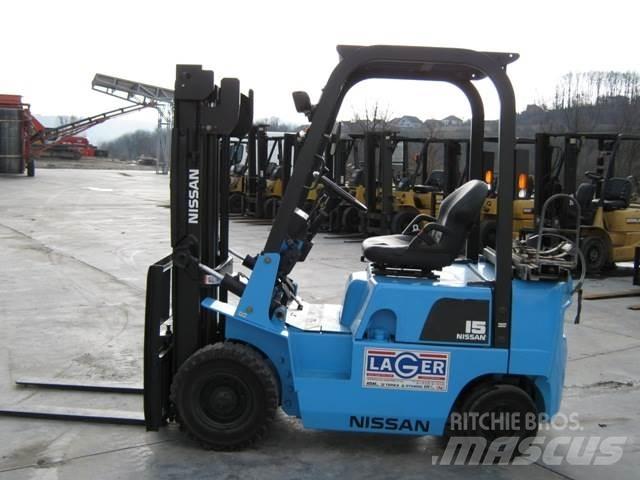 Nissan PJ01A15 Plinski viljuškari