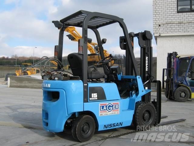 Nissan PJ01A15 Plinski viljuškari
