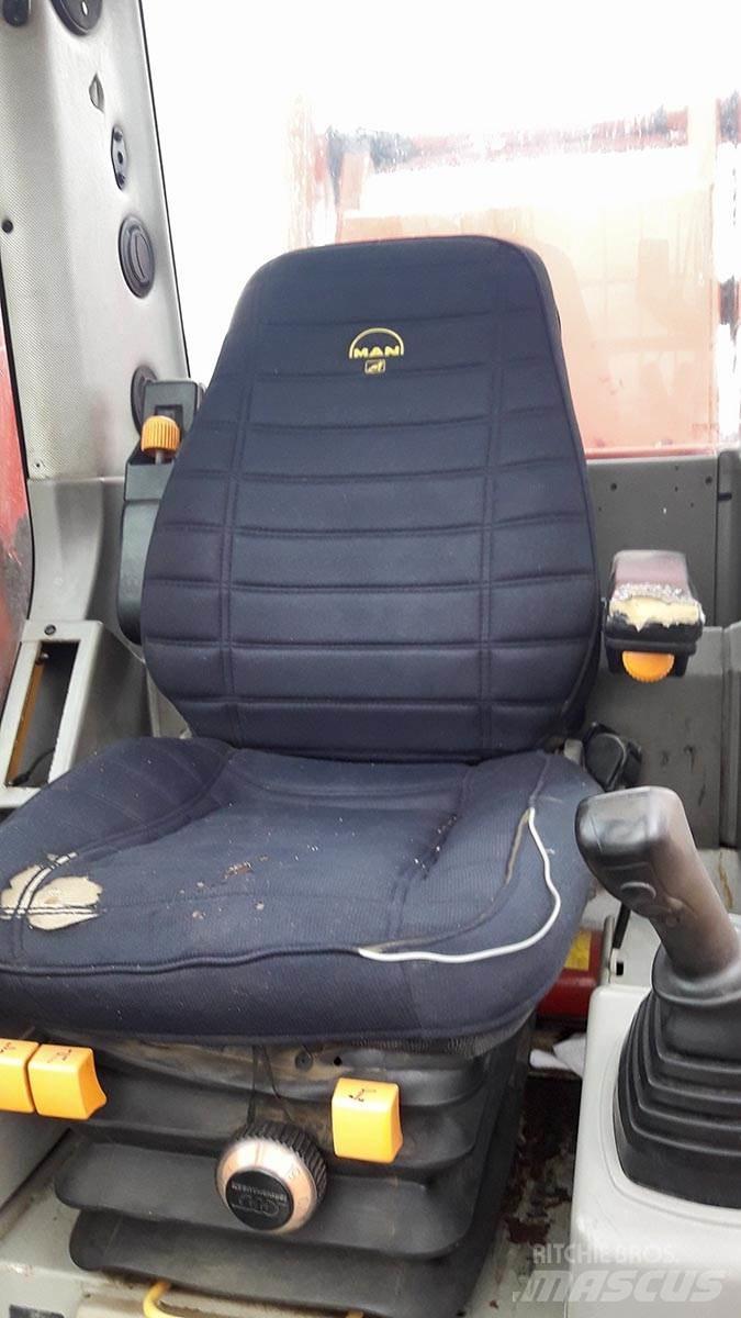 O&K RH16,5 Bageri guseničari
