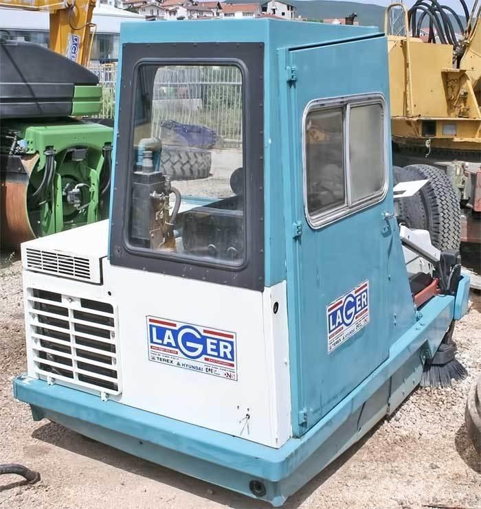Tennant NV 275 Polovni kamioni za čišćenje