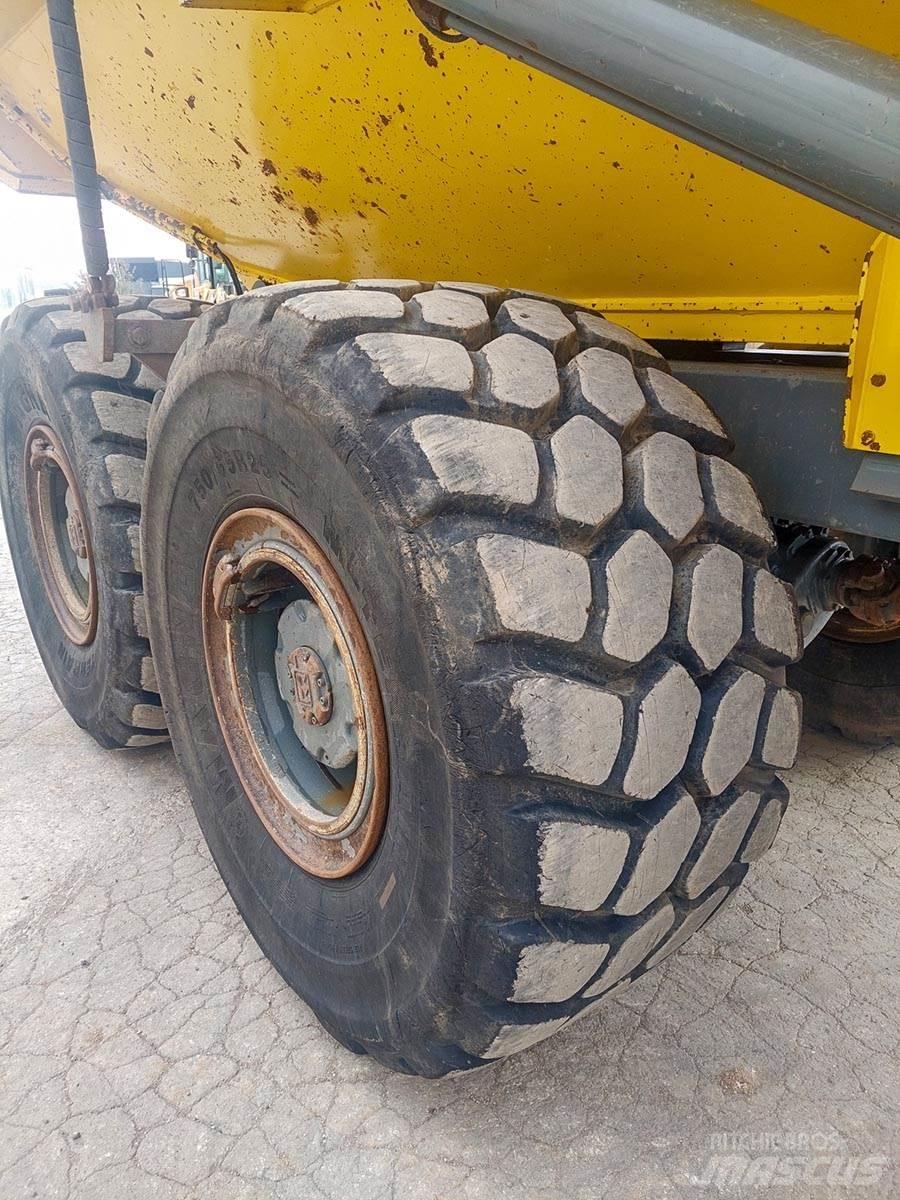 Terex TA300 Zglobni damperi