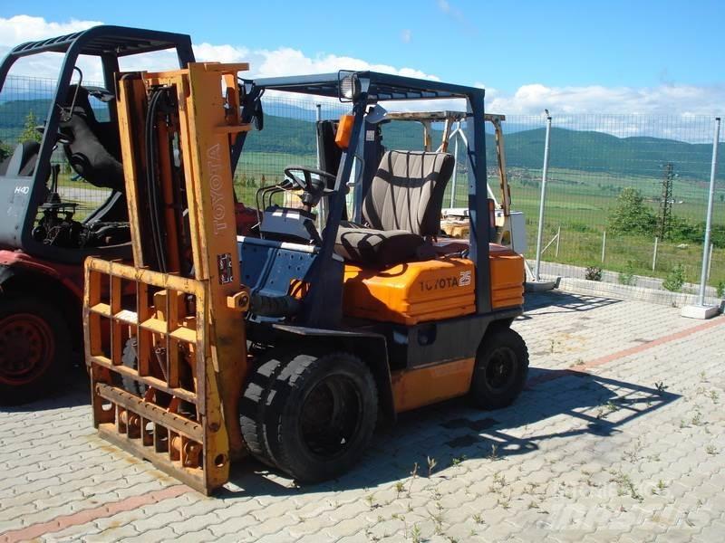 Toyota 80-5FDL25 Dizelski viljuškari