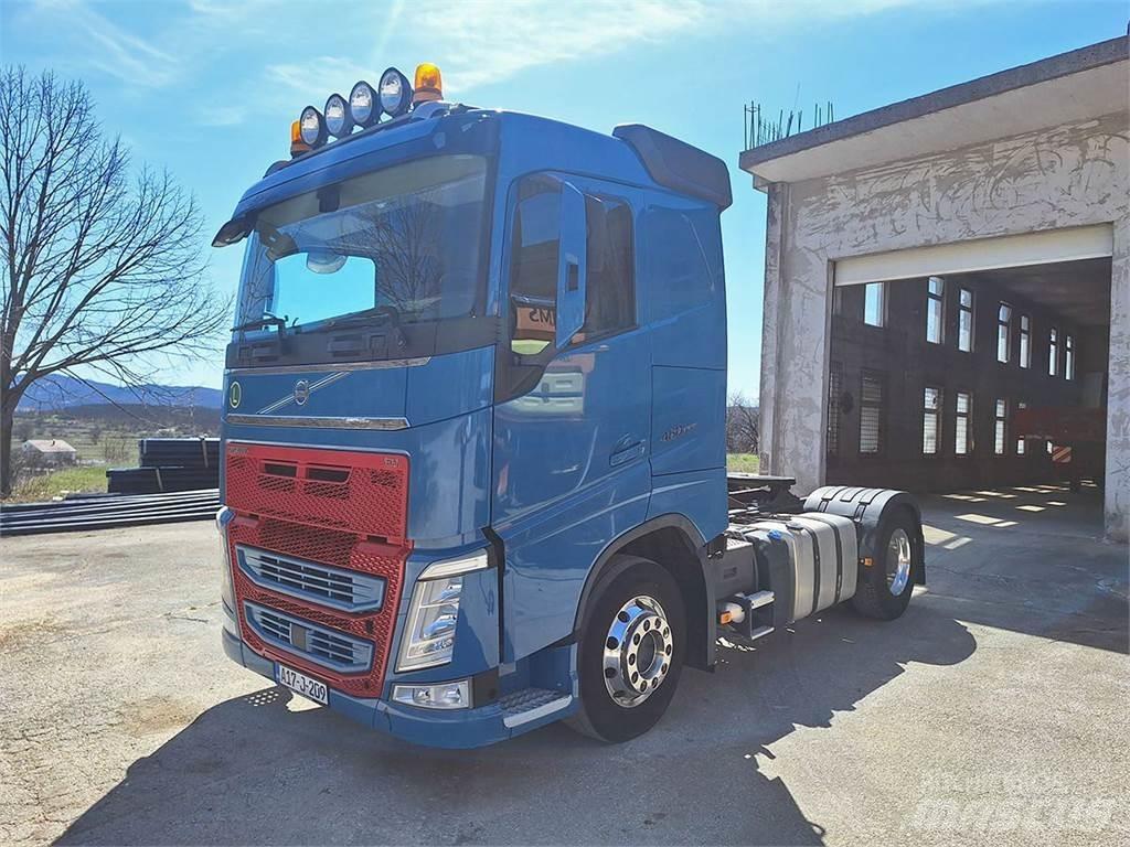 Volvo 460 Kiperi kamioni