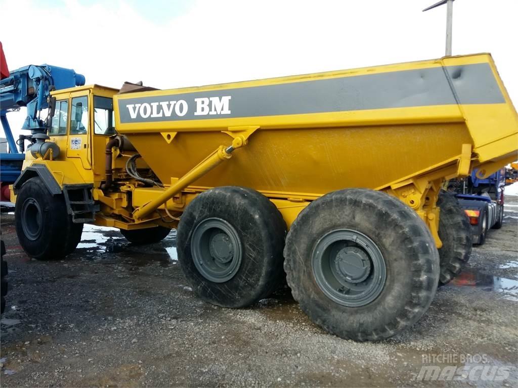 Volvo A25 Zglobni damperi