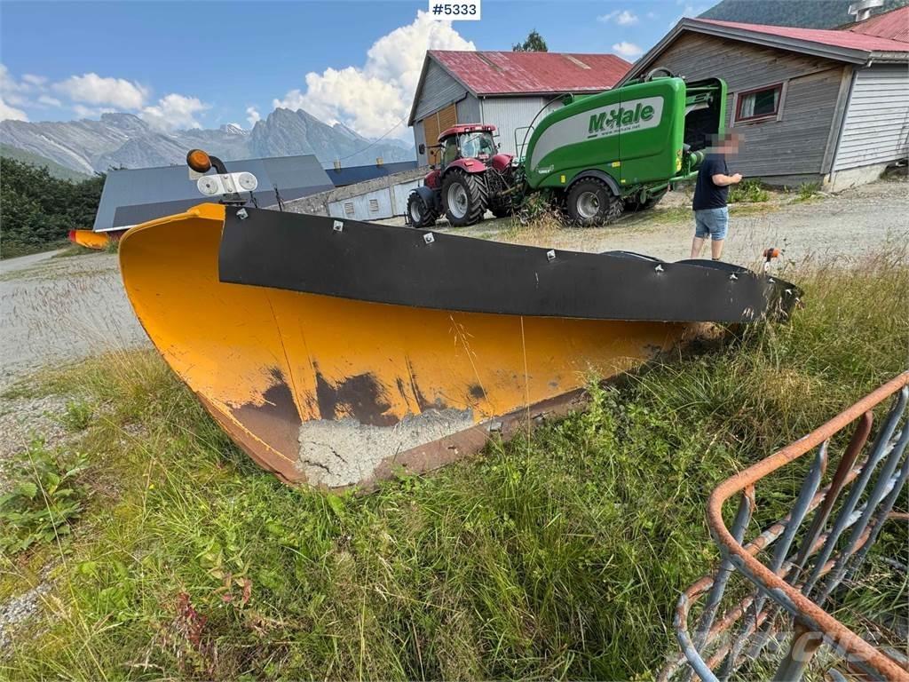AM Teho 2600 Snežne daske i plugovi