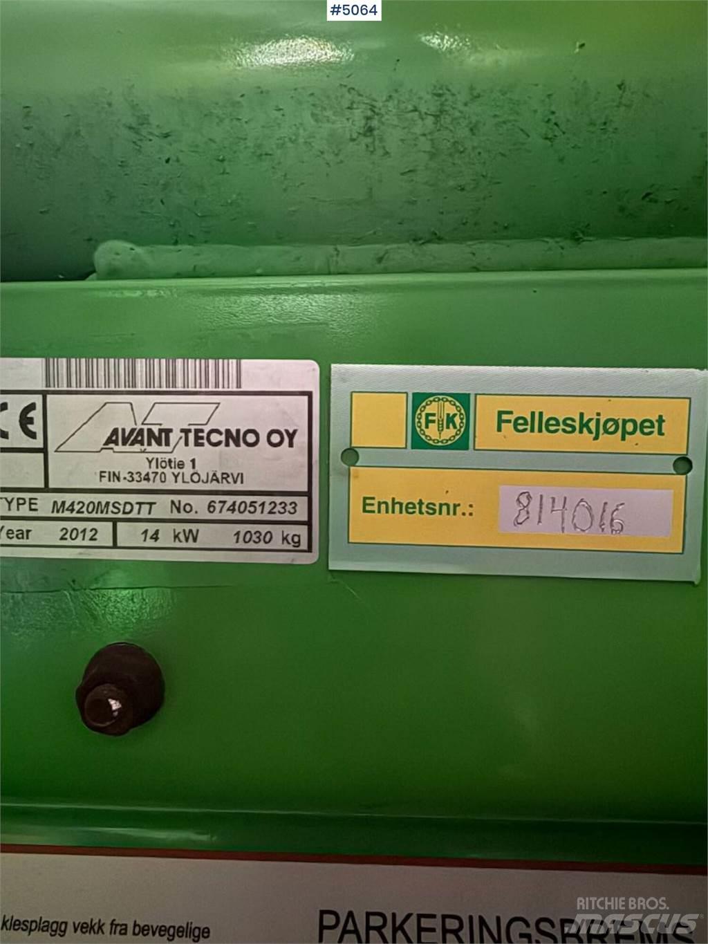 Avant M420 Višenamenski utovarivači