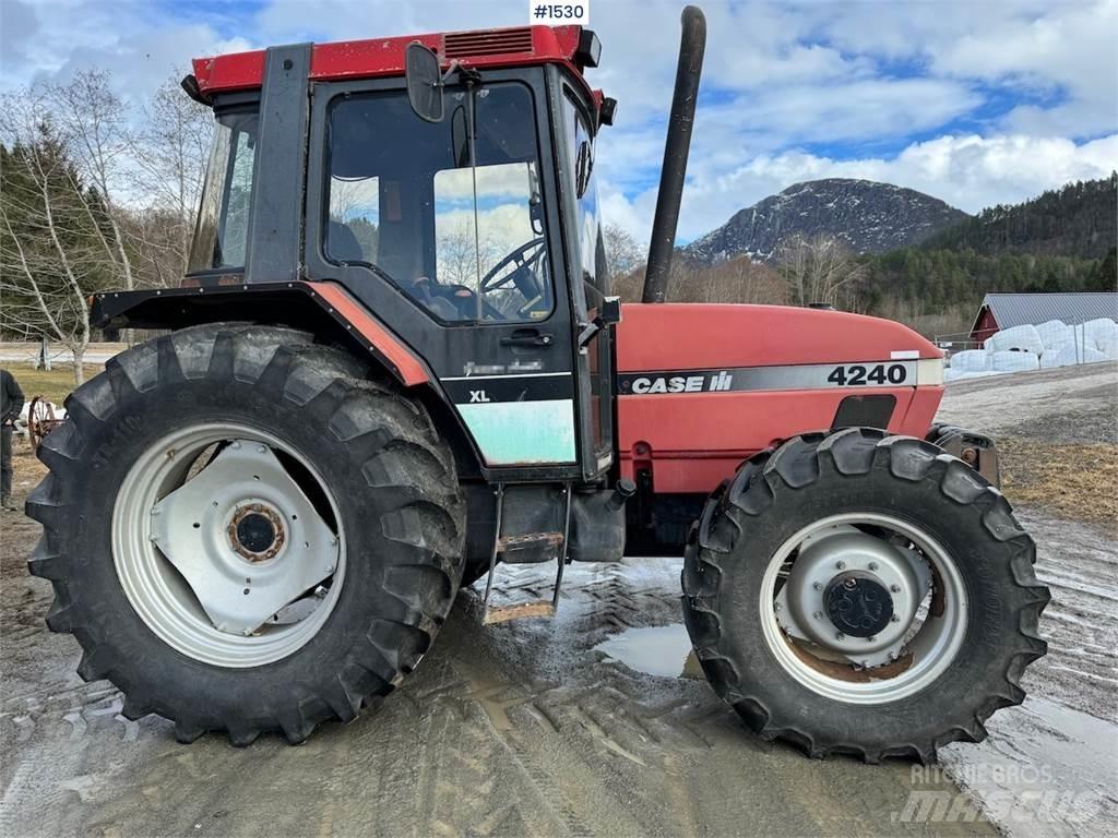 CASE IH 4240 XL Traktori