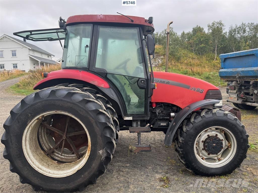 Case IH JX85 Traktori