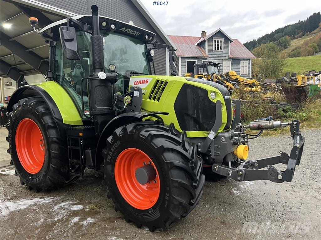 CLAAS 550 Traktori