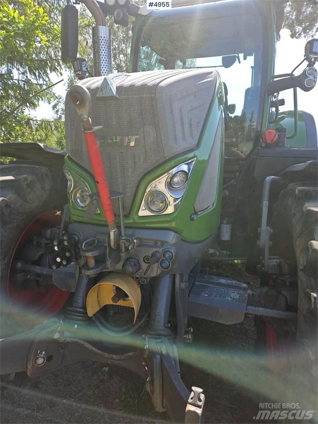 Fendt 724 Vario Traktori