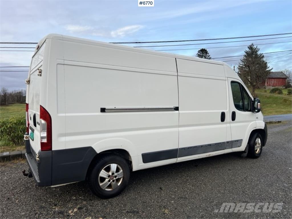 Fiat Ducato 4X2 Dostavna vozila / kombiji