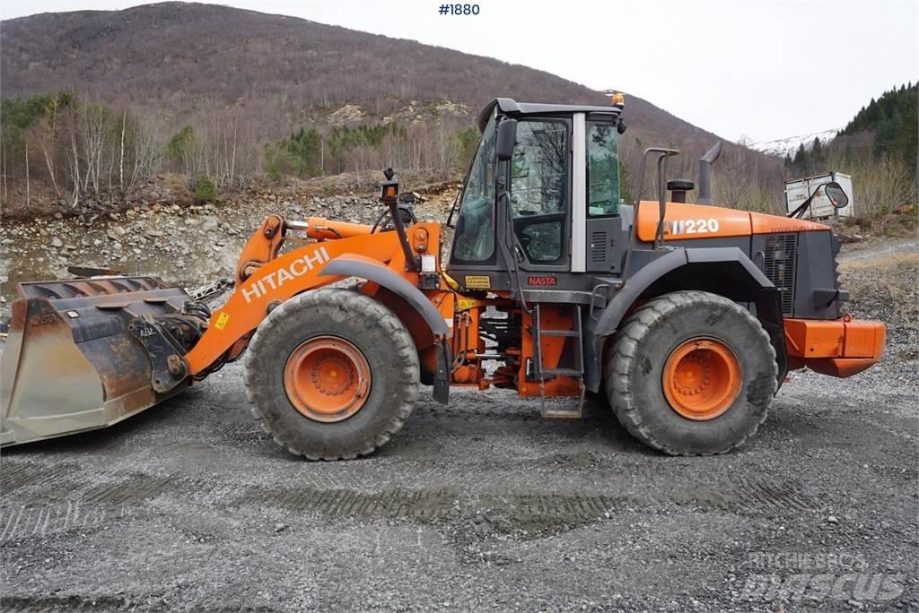 Hitachi ZW220 Utovarivači na točkove