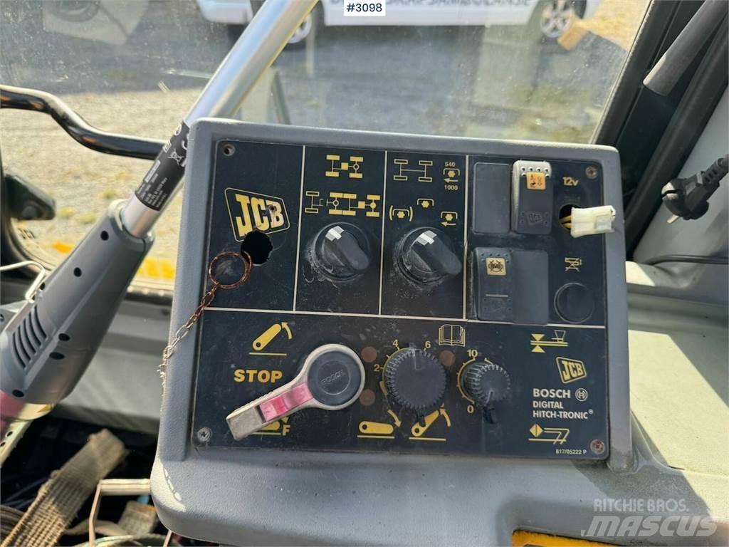 JCB Fastrac 3185 Traktori