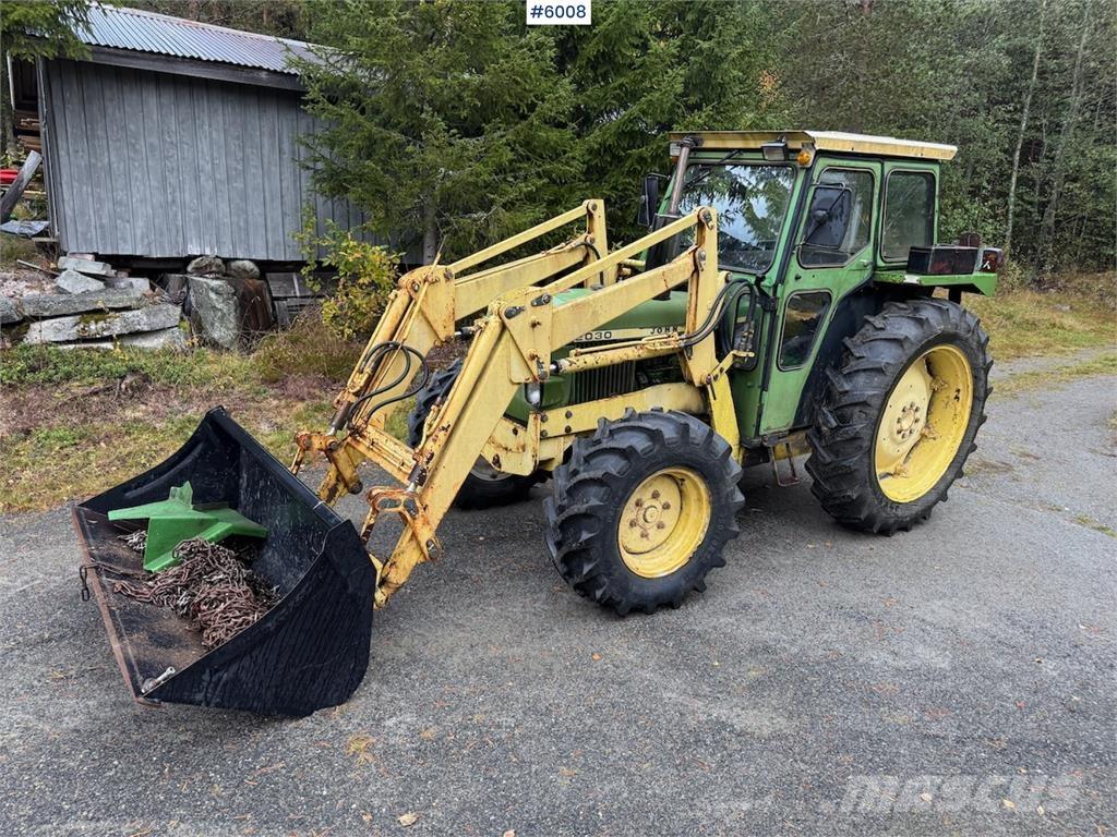 John Deere 2030 Traktori