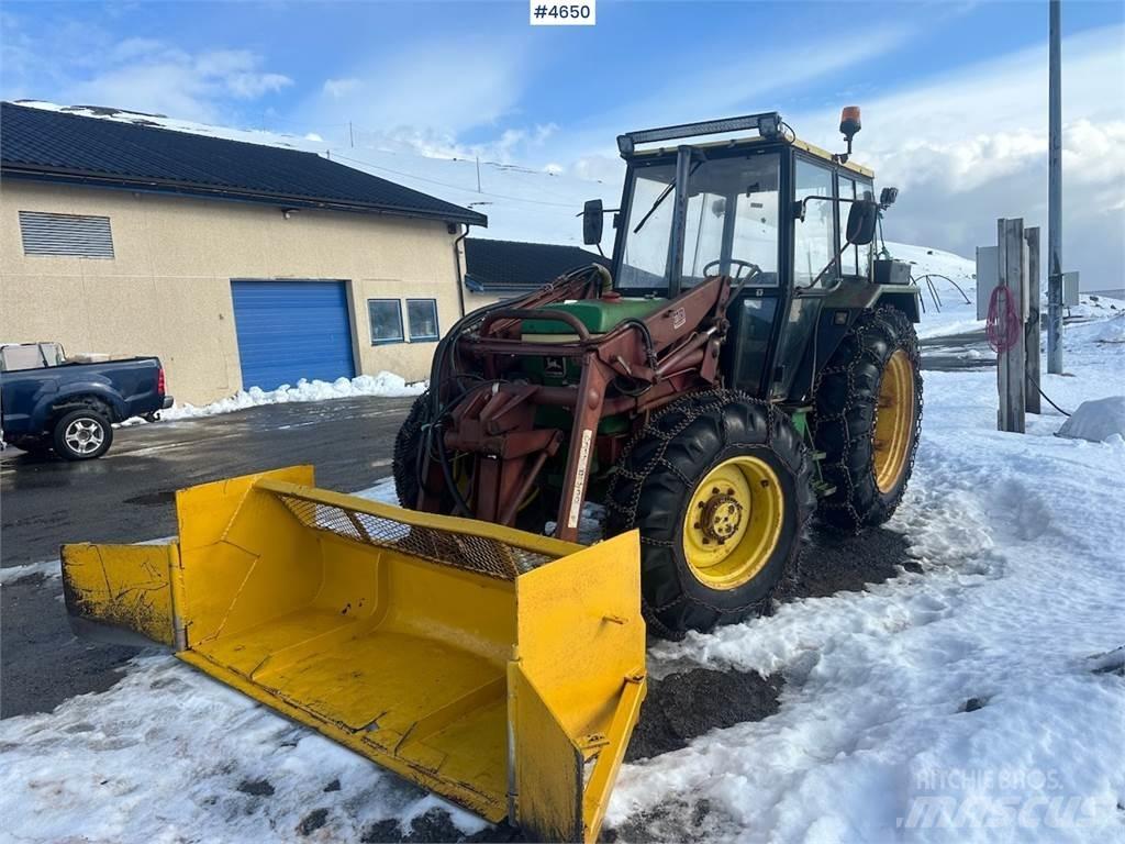 John Deere 2040 Traktori