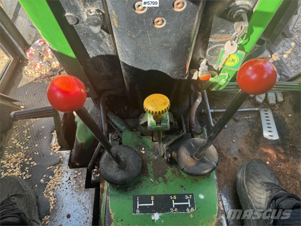 John Deere 2040 Traktori