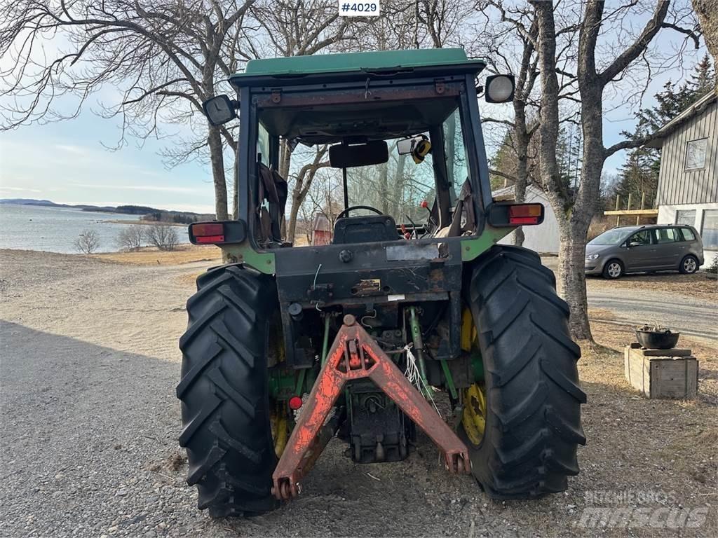 John Deere 2650 Traktori