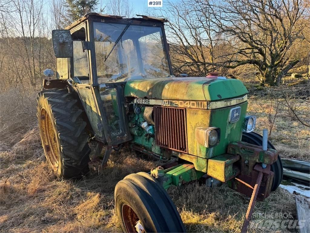 John Deere 4x2 Traktori
