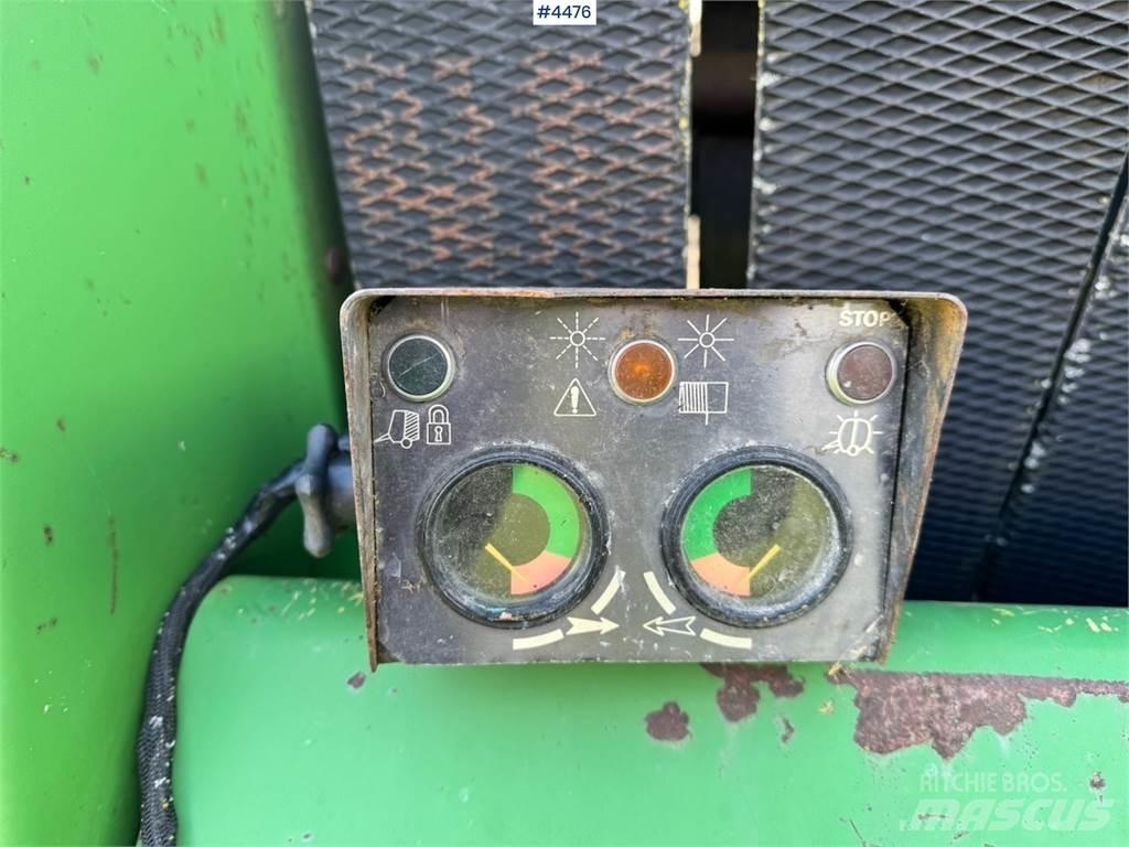 John Deere 550 Ostala oprema za žetvu stočne hrane
