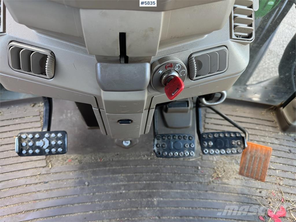 John Deere 6130M Traktori