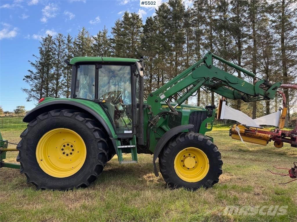 John Deere 6220 Traktori