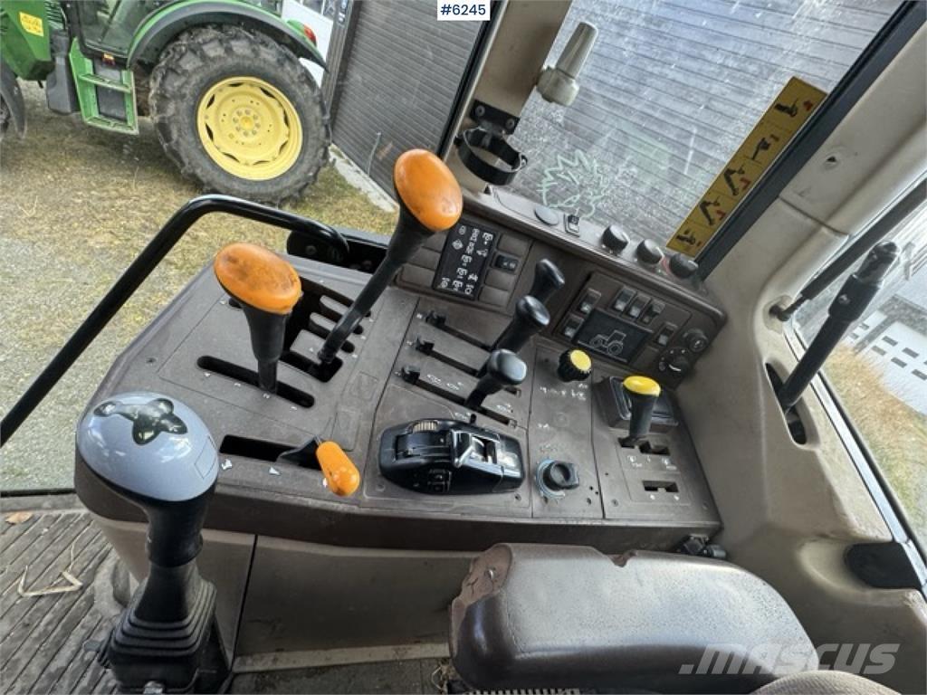 John Deere 6310 Traktori