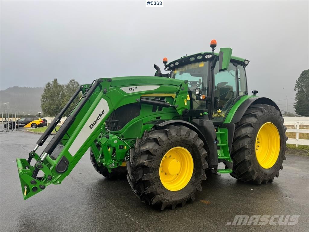 John Deere 6R 215 Traktori