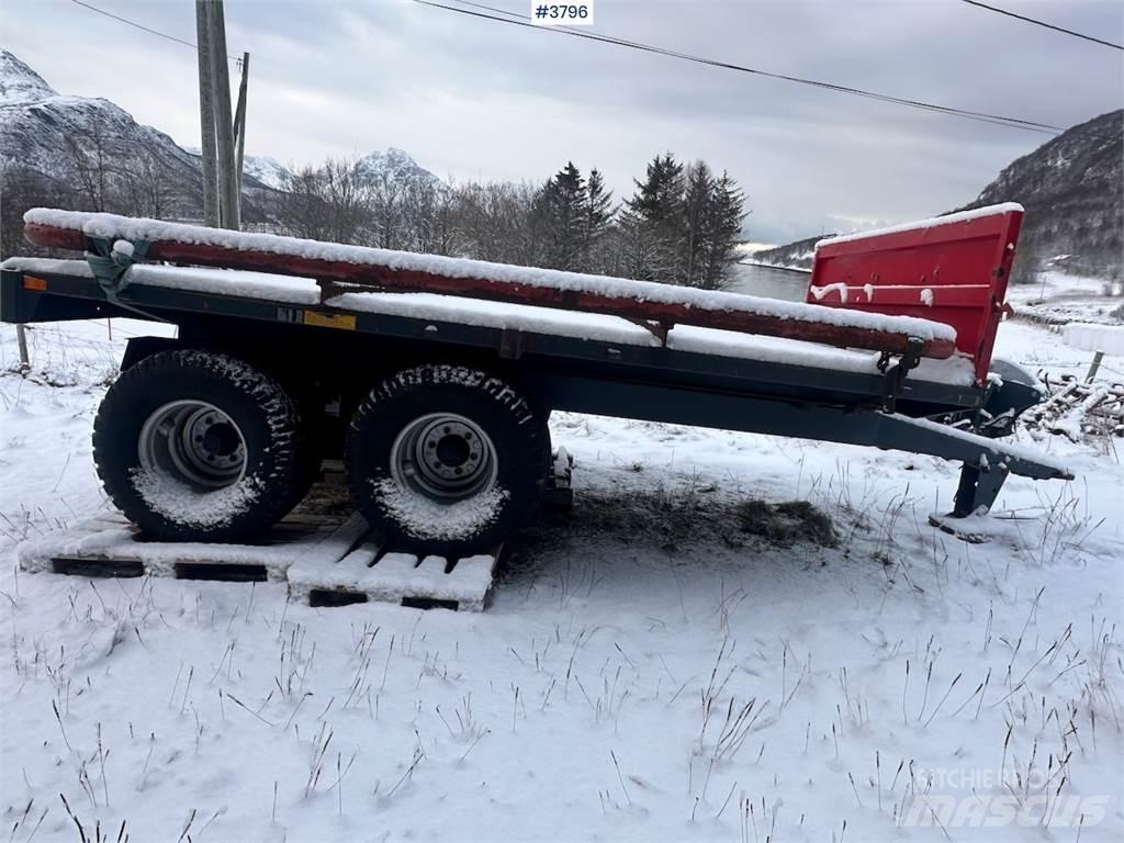 Junkkari J10 Prikolice za zrno