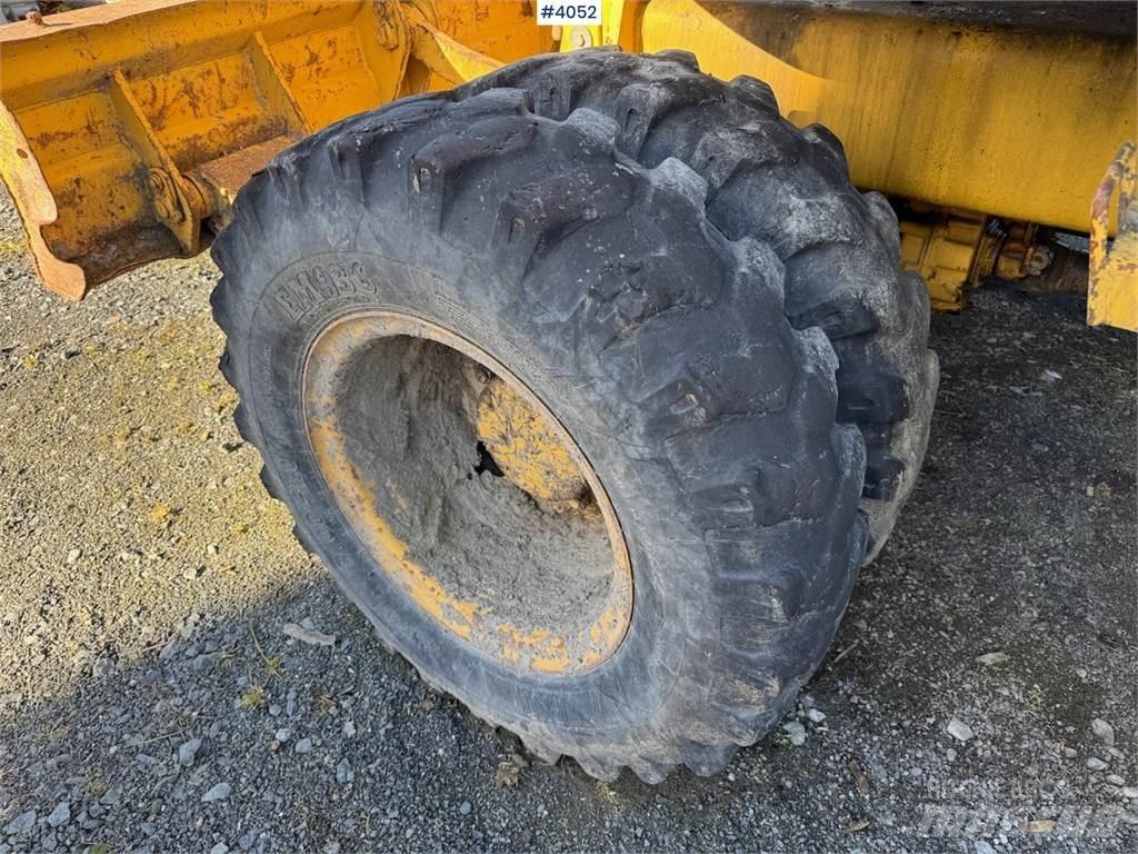 Komatsu PW 110R Bageri guseničari
