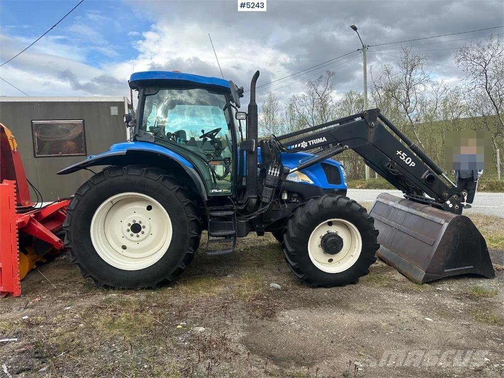 New Holland TS135 Traktori