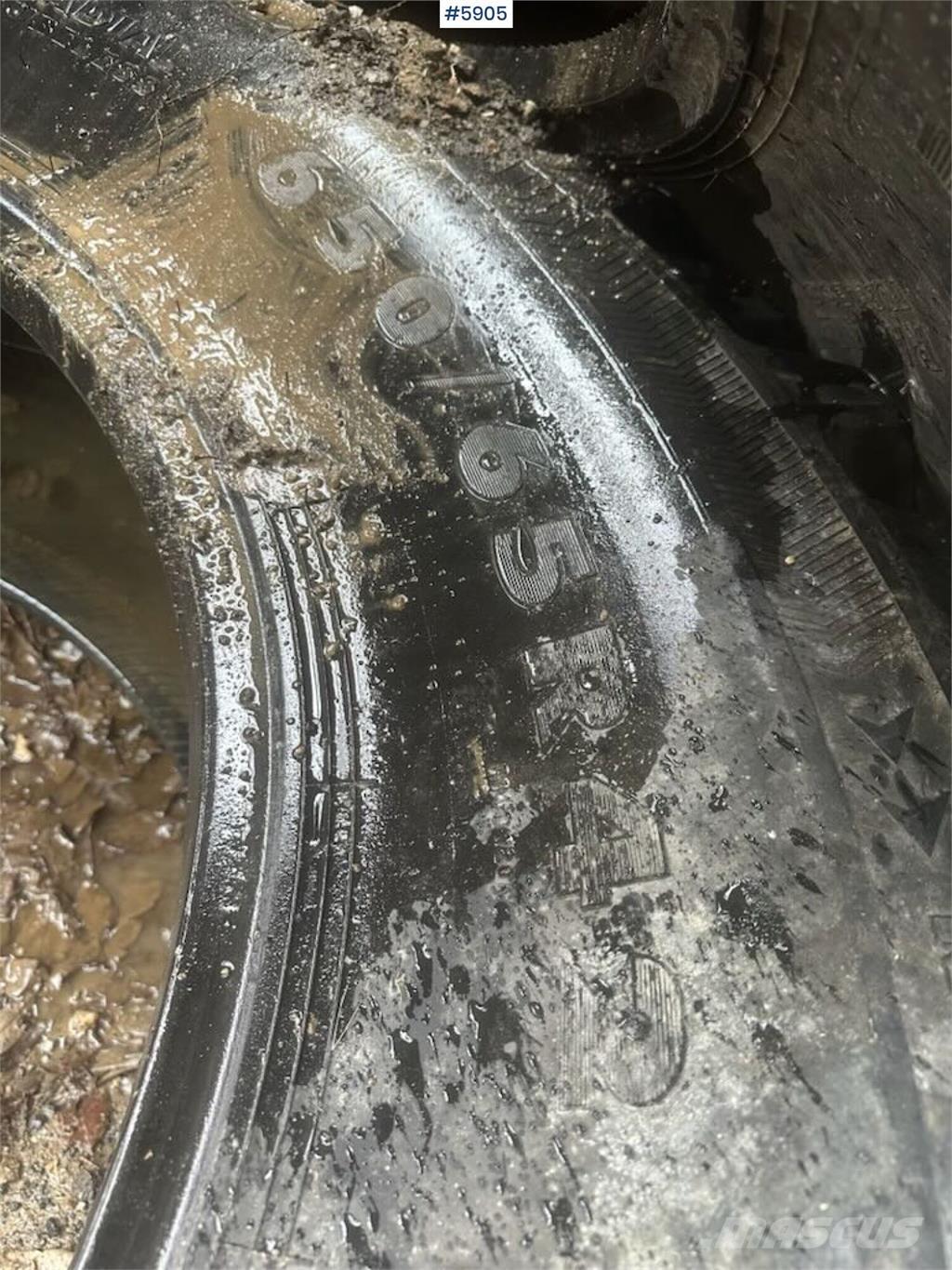 Nokian TRI2 Ostale komponente za građevinarstvo