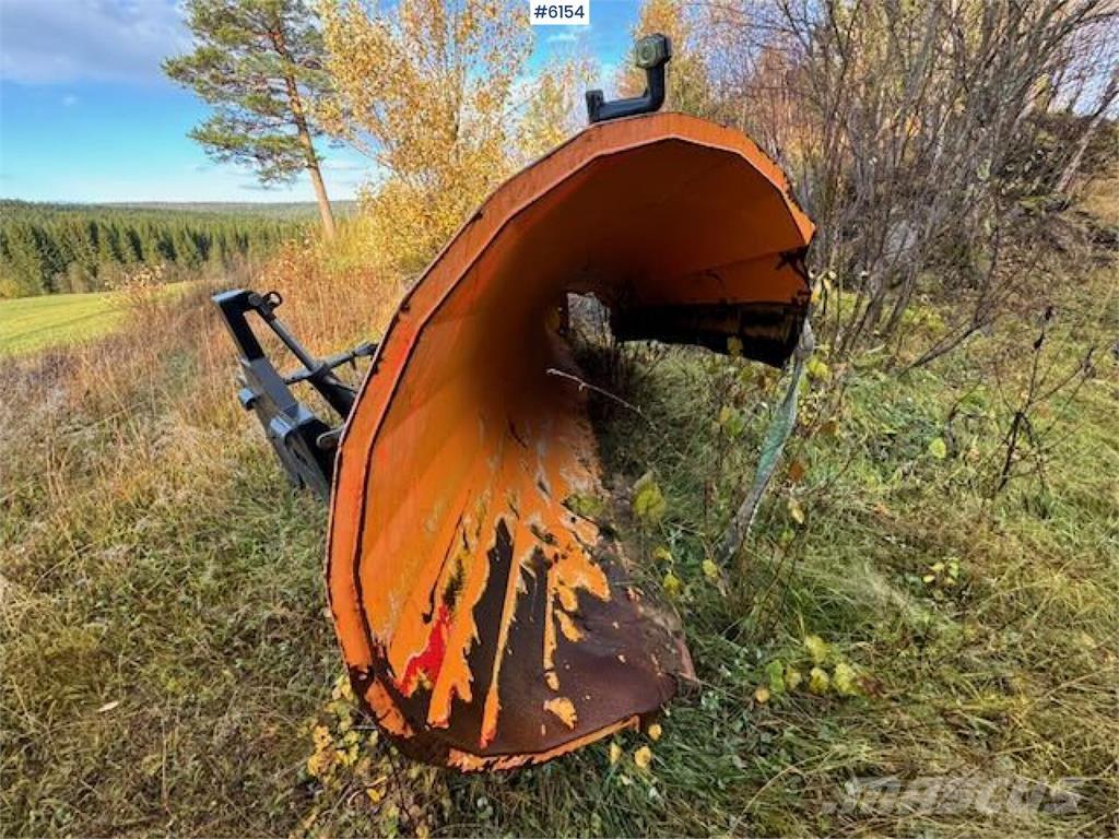  Øveraasen D2285 B Snežne daske i plugovi