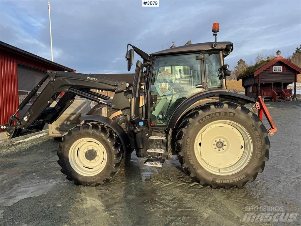 Valtra G135 Traktori