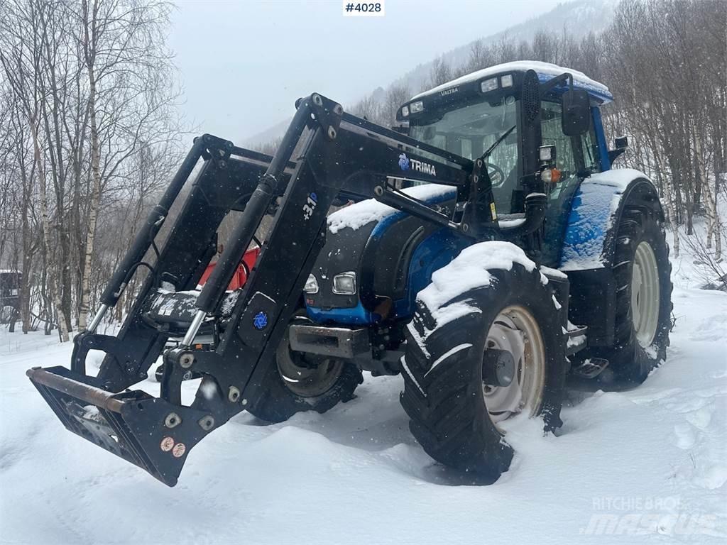Valtra N122 Traktori