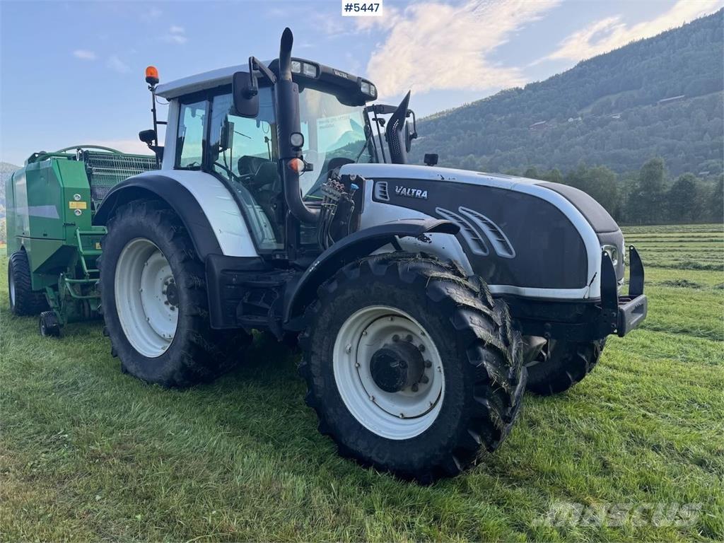Valtra T202 Traktori