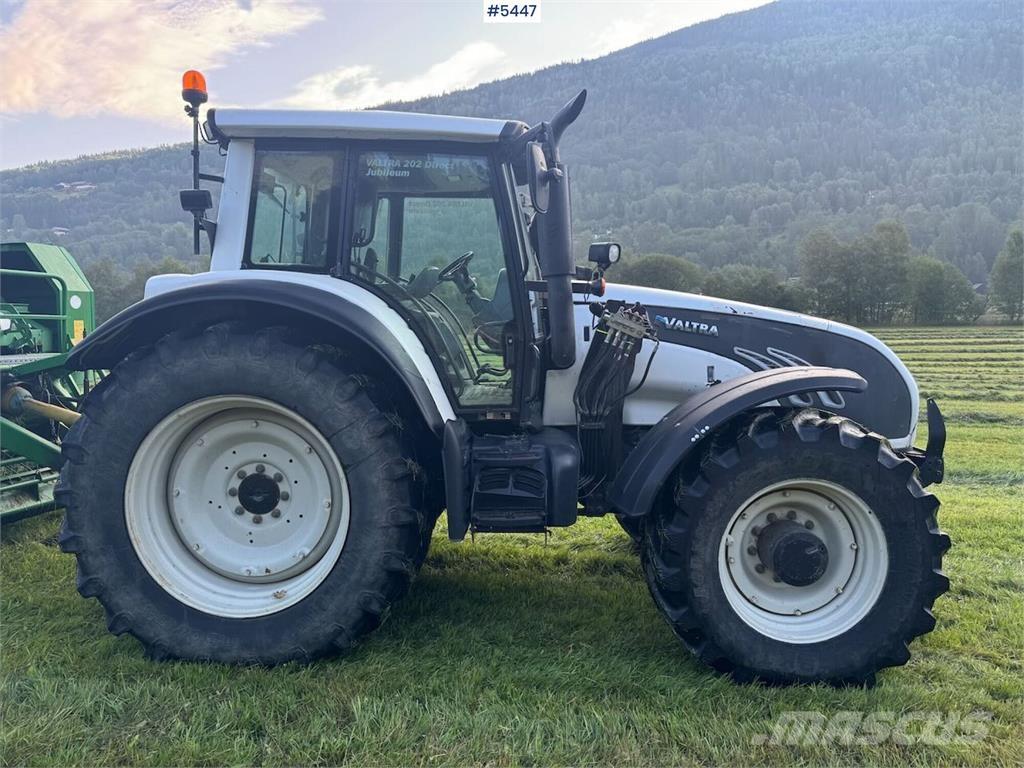 Valtra T202 Traktori