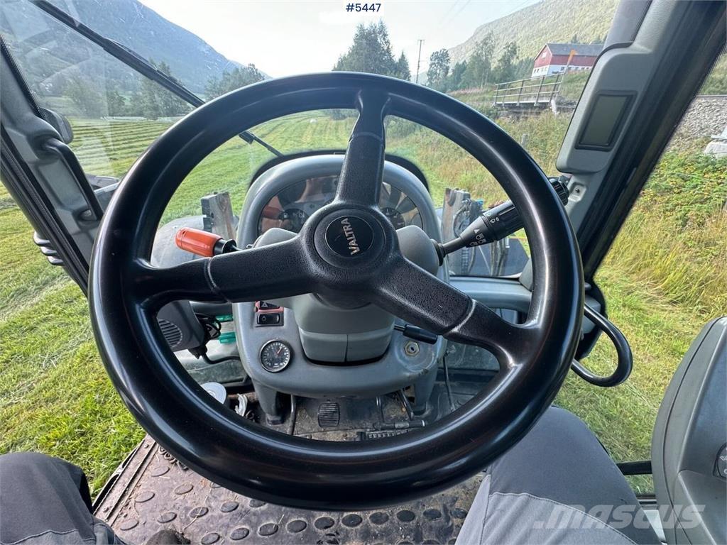 Valtra T202 Traktori
