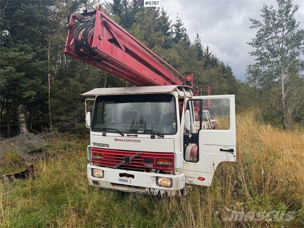 Volvo FL614 Auto korpe