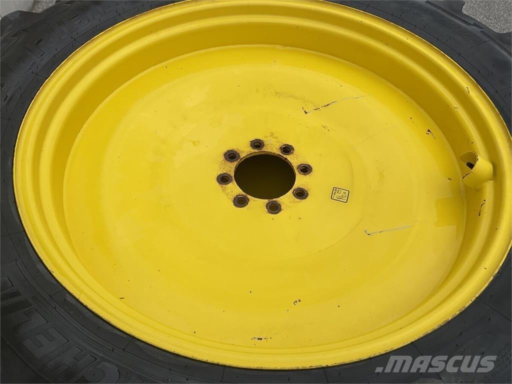  14.9R24 - 380/80R38 Gume, točkovi i felne