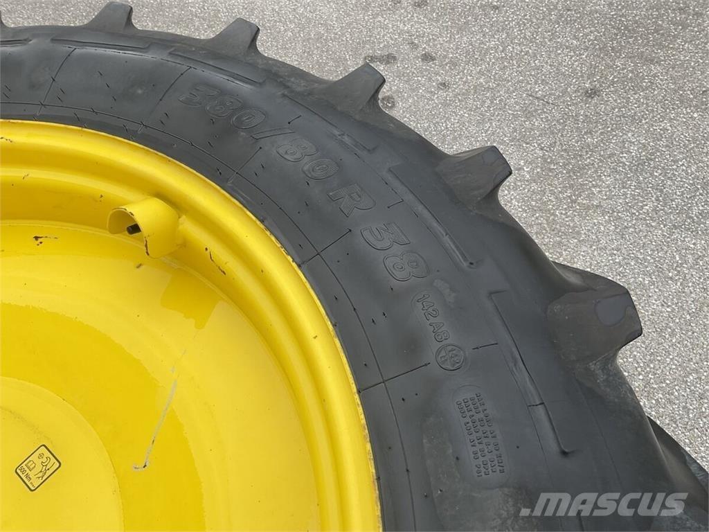  14.9R24 - 380/80R38 Gume, točkovi i felne