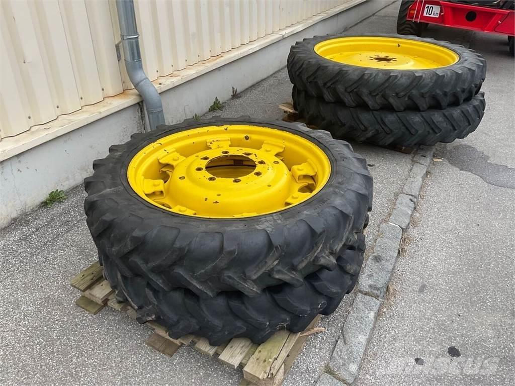  230/95R32 - 270/95R44 Gume, točkovi i felne