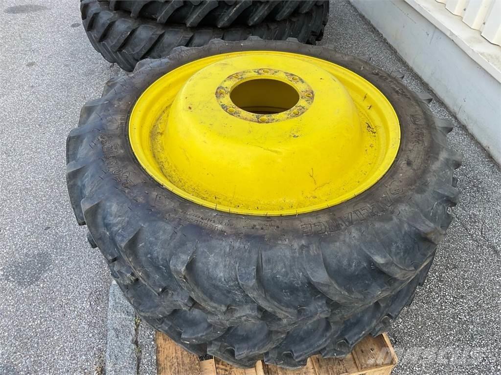  270/95R32 - 340/85R46 Gume, točkovi i felne